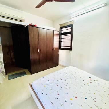 Master Room for Rent near Clementi MRT - Direct Bus to NUS