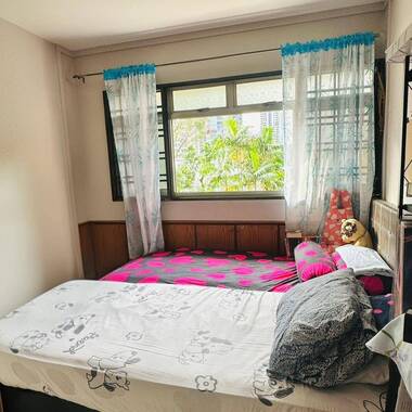 Central Redhill MRT , Nice Aircon Common Room for FemaleRent , Available 20 July 2026