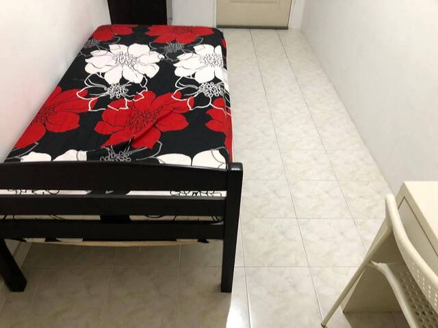 Room for rent / Toa Payoh, Novena / Common room / 1pax stay / Available June 3
