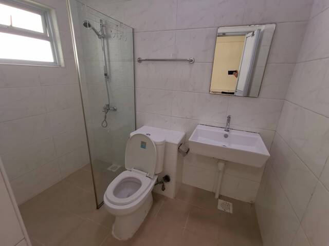 Room For Rent - Somerset, Newton/ Common room / 1 pax stay / Available July 3