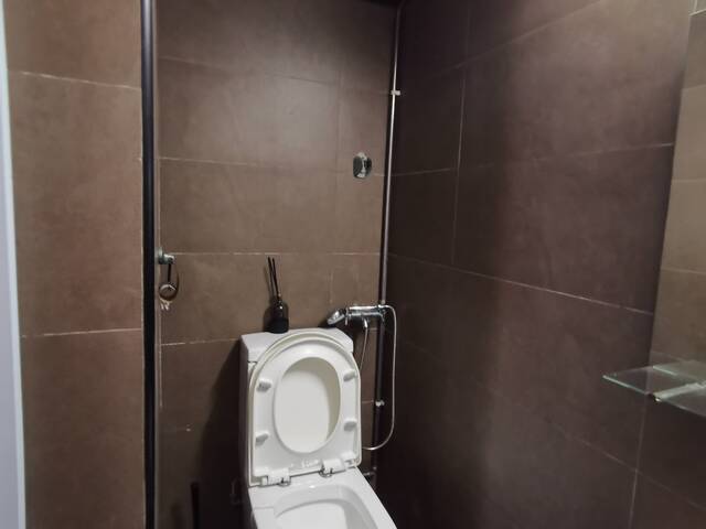 Room for rent / East Coast / Katong/ Common room / 1-2 pax stay / Available July 9