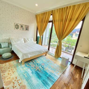 $2000 | No Agent Fee | Charming Balcony | SMART Home Studio | Smart Washer/Dryer/TV | Private Bathro