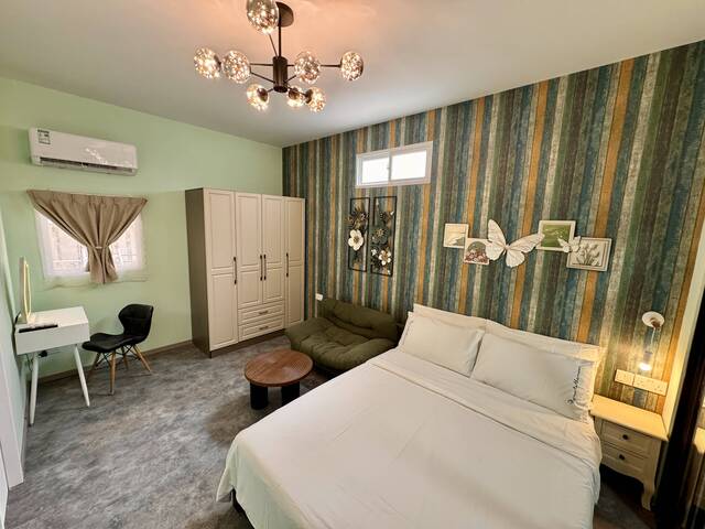 No Agent Fee No Owner The Garden Glow Studio Near eateries