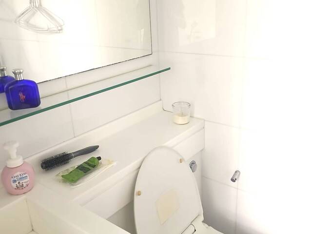 Master Room for rent at One Amber. (Female Only) NO AGENT FEE