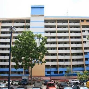 Master Room for rent at Blk 122 Ang Mo Kio Avenue 3. Near to Ang Mo Kio MRT! no agent fee