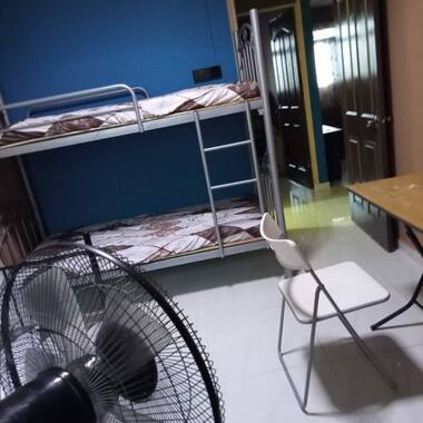 Master Room Available @ 420 Bukit Batok West Avenue 2 ( No Agent Fee )