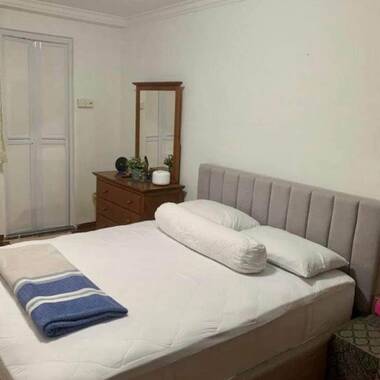 Huge Master Room for rent