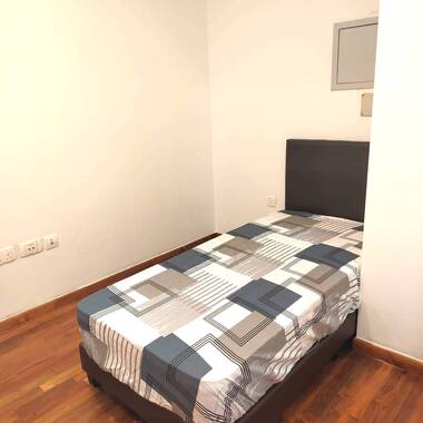 2 bedder unit for rent at Suites 123, Near to Farrer Park MRT! no agent fee