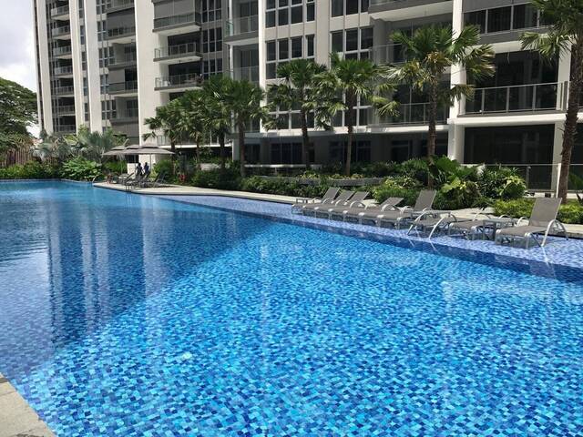 Bartley Ridge NEW Common Room for Rent – Prime Location Near Bartley MRT!