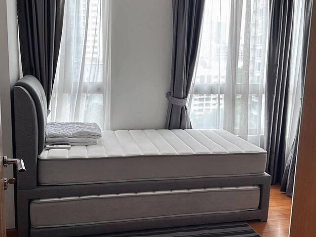 For Rent : Amaryllis Ville Condo Newton 2 Bedroom+ study 980 sqft $5,300