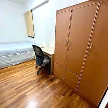 Simei Green condo common room for 1 pax, furn aircon wifi, light cook, no agent fee
