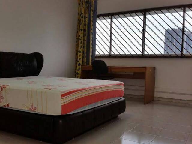 Bishan 119 - Room for Rent