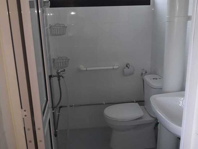 High floor Walking Distance to AMK MRT. Good amenities