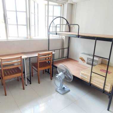 (FEMALE) SUPER NEAR 3min MARSILING/WOODLANDS MRT MASTERROOM SHARING (PRIVATE TOILET INSIDE) $400