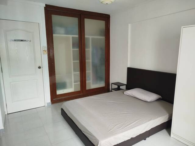 Master room near Hougang MRT
