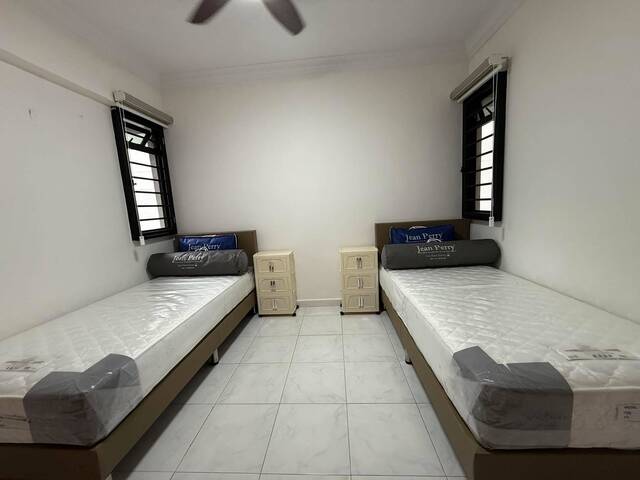 Shared room for male in Bedok