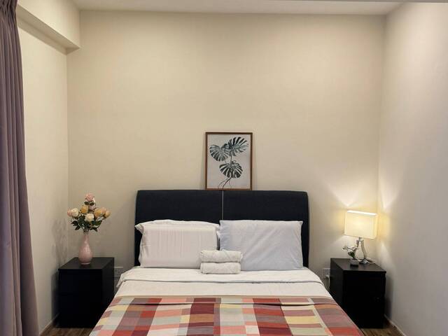 Room for rent / Toa Payoh, Novena / Common room / 2 pax stay / Available August 1