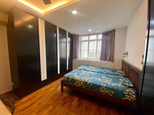 Room for rent / DHOBY GAUT / SOMERSET / Common room / 1-2pax stay / Available September 2
