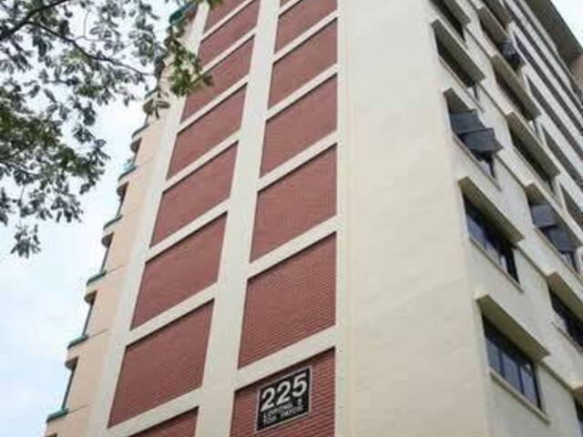 Common Room for rent at Blk 225 Lorong 8 Toa Payoh. (Female Only) no agnet fee