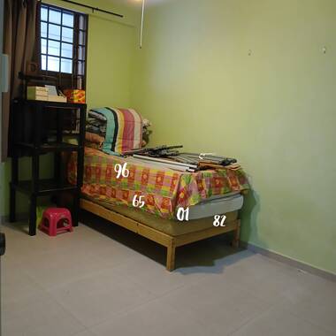 Common aircon Room at Blk 1 Beach Road by owner (nr Lavender/Nicoll Highway MRT)