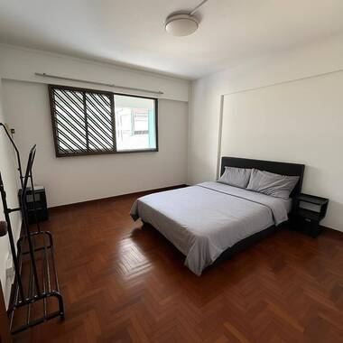 Spacious Common Room (180sqft)