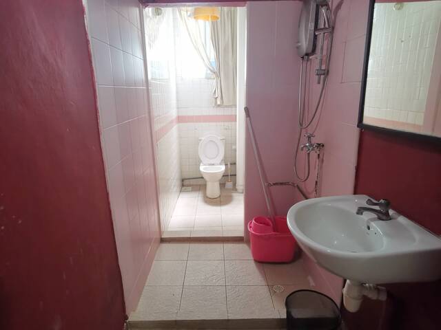 CAVENAGH GARDEN/73 Cavenagh Road, #11-376, Singapore 2296... pax/Available July 25