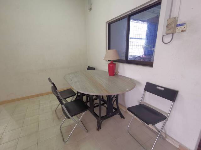 CAVENAGH GARDEN/73 Cavenagh Road, #11-376, Singapore 2296... pax/Available July 25