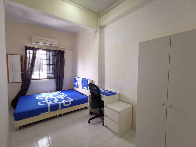 CAVENAGH GARDEN/73 Cavenagh Road, #11-376, Singapore 2296... pax/Available July 25