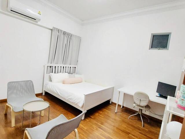 Master Bedroom (Female only) @King Albert Park