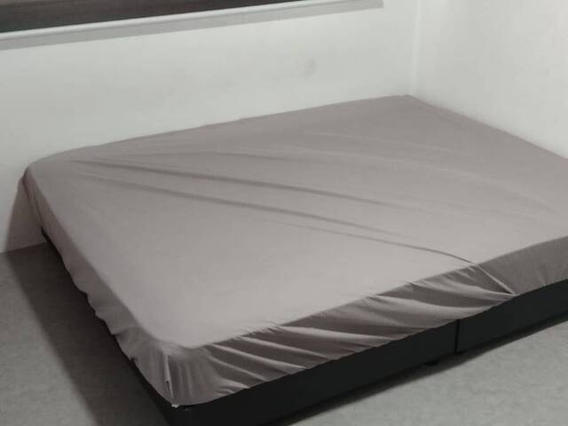 Master room at 180a marsiling road for rent! Wifi available!