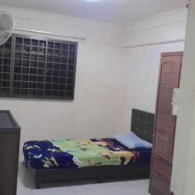 Common Room For Rent at Blk 131 Ang Mo Kio Avenue 3