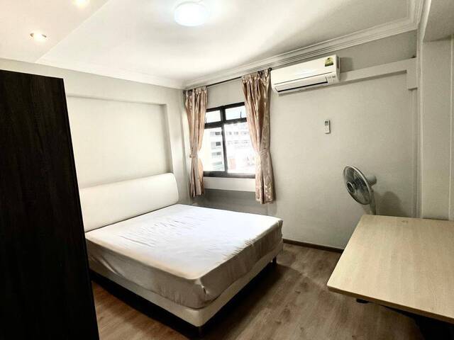 Common room for rent at Woodlands