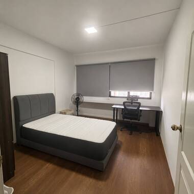 Spacious Common Bedroom for Rent (Oct 2026)