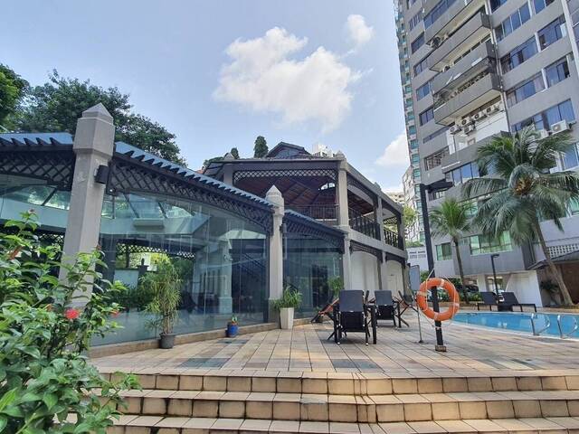 No owner, can cook, 3 Huge Master bedrooms with attached bathrooms