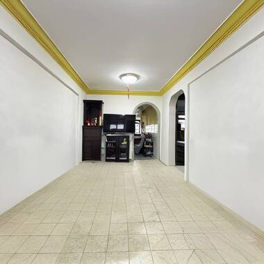 Spacious 3 room flat with unblocked view