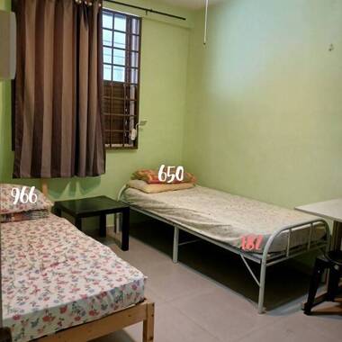 Common aircon Room at Blk 1 Beach Road by owner (nr Lavender/Nicoll Highway MRT)