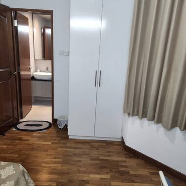 Junior Master room w attached bathroom, short term till Nov ok, Nr Mrt & Vivo