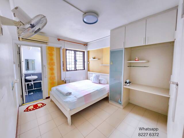 Yishun 752 (Master Bedroom for Rent) Near Yishun MRT & Northpoint