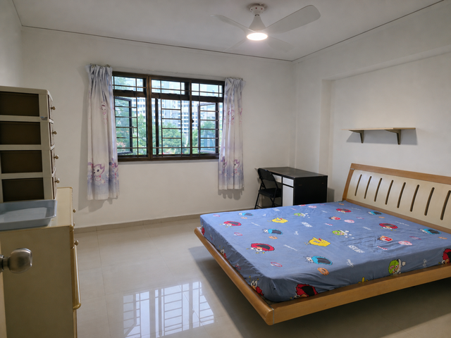 No Agent Fee - Spacious Common Room (Woodlands South MRT)
