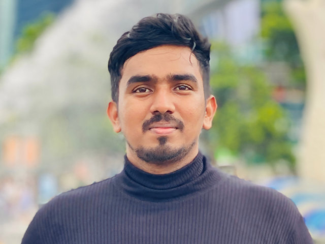 Vihan is looking for a room in Serangoon