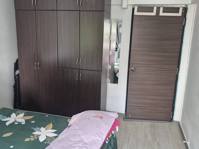Fully furnished common bedroom