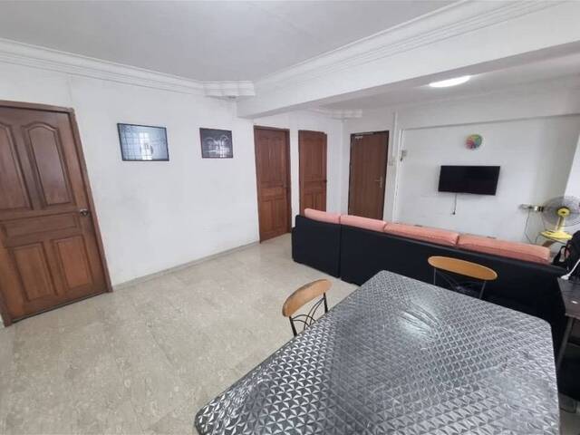 4-Room Unit @ Choa Chu Kang Ave 3 BLK 404! NO AGENT FEE!