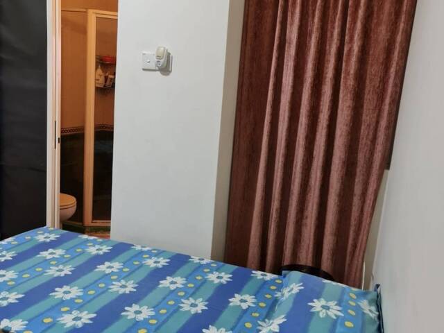 Semi-d Common Room For Rent @ Lichi Ave