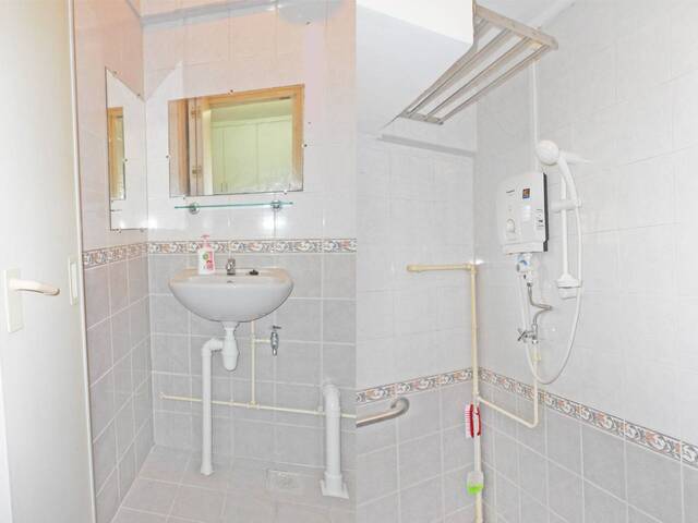 Spacious Bedroom, Quiet, Near City, MRT, Amenities