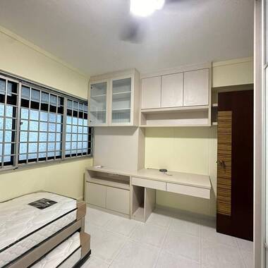 Blk 548 Serangoon north master and common room