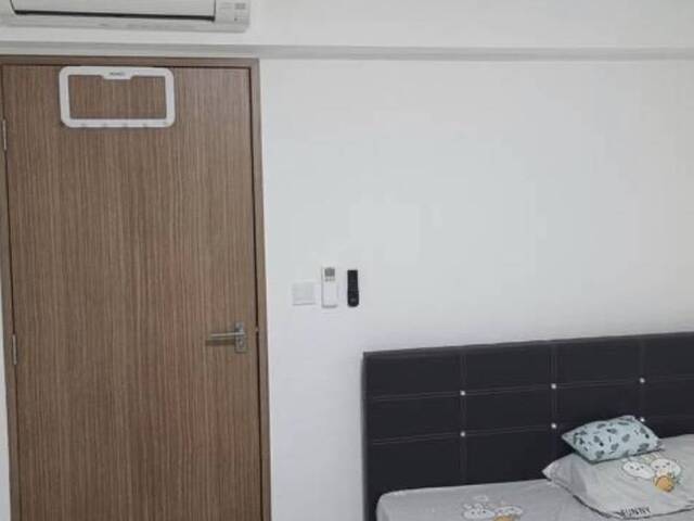 Common room at 288c punggol place for rent! Aircon wifi!