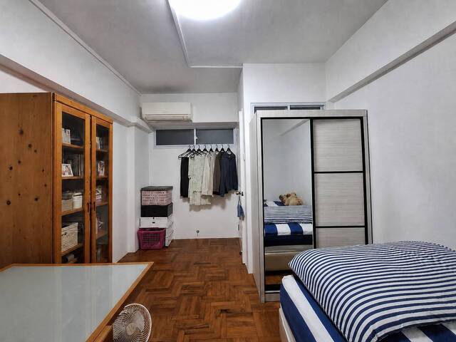Clementi single room (close to unis/international/local schools, students and professionals welcome)