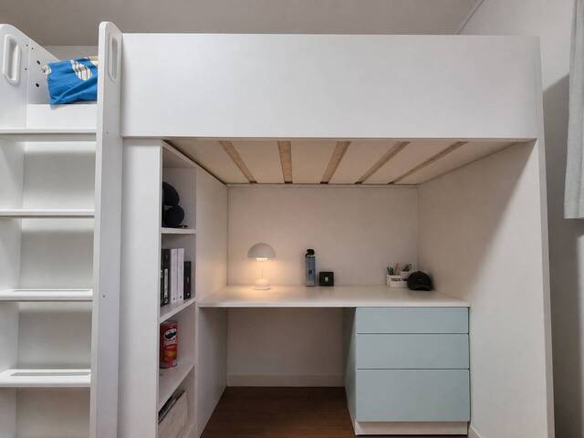 Clementi double room (close to unis/international/local schools, students and professionals welcome)
