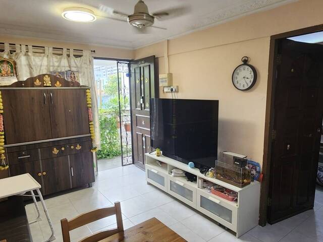 3 bedroom flat near Toa Payoh MRT