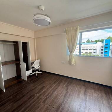 Spacious Common Room for Rent – 127 sqft (11.8 sqm)